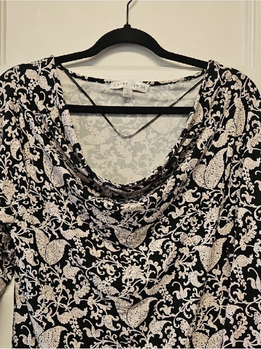 Larry Levine Black and White Cowl Neck 3/4 Sleeve Top XL - Picture 7 of 9